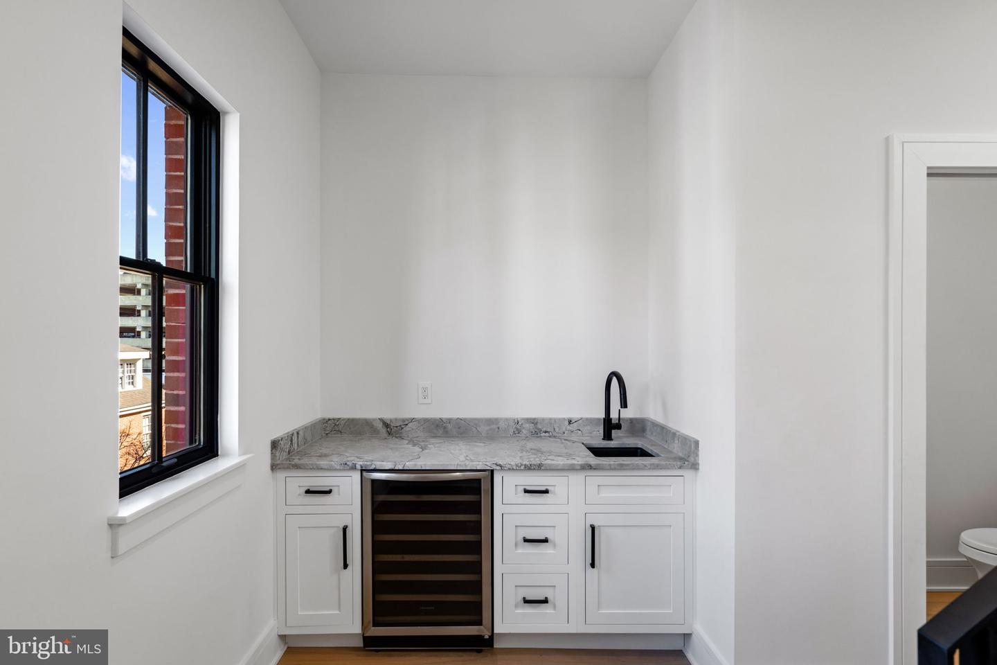 244 N 2nd St
