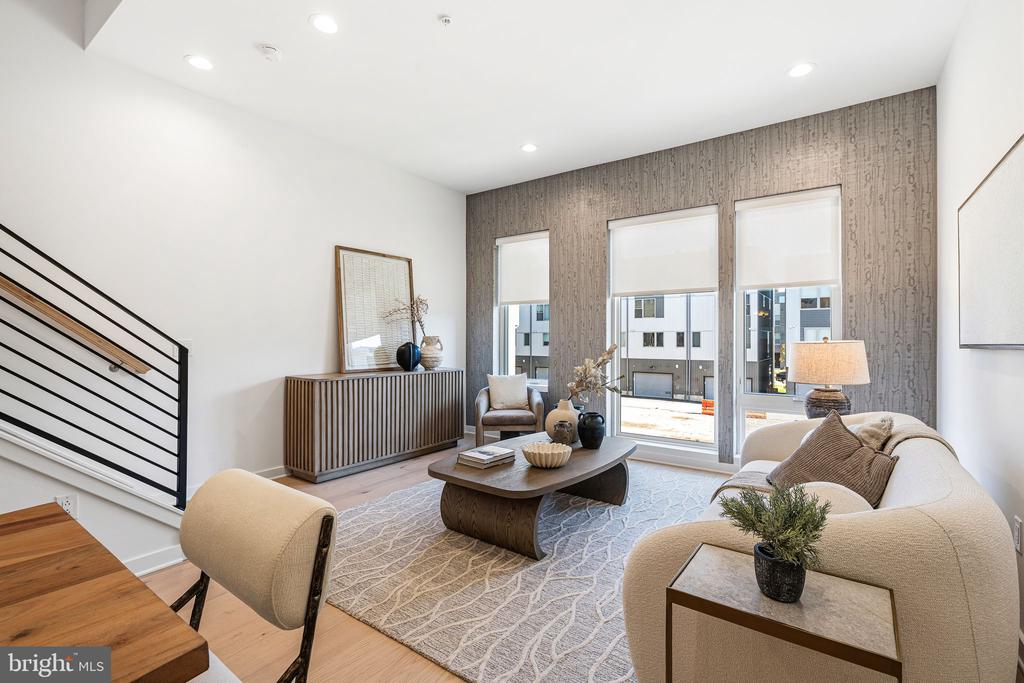 3022 VICE ADMIRAL WAY Unit: 22D