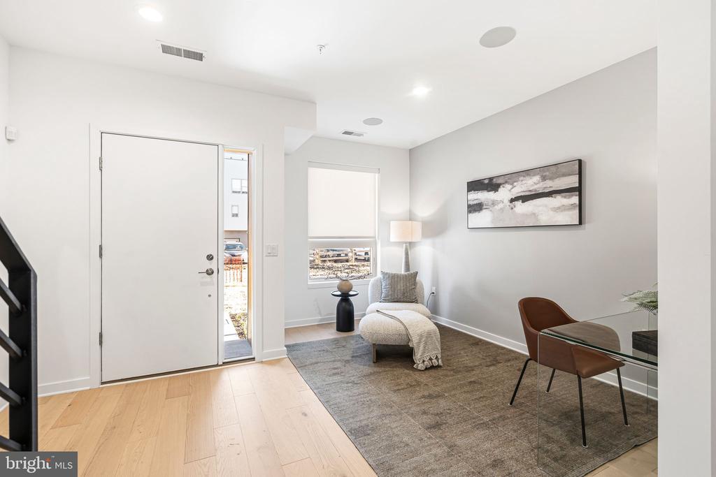 3022 VICE ADMIRAL WAY Unit: 22D