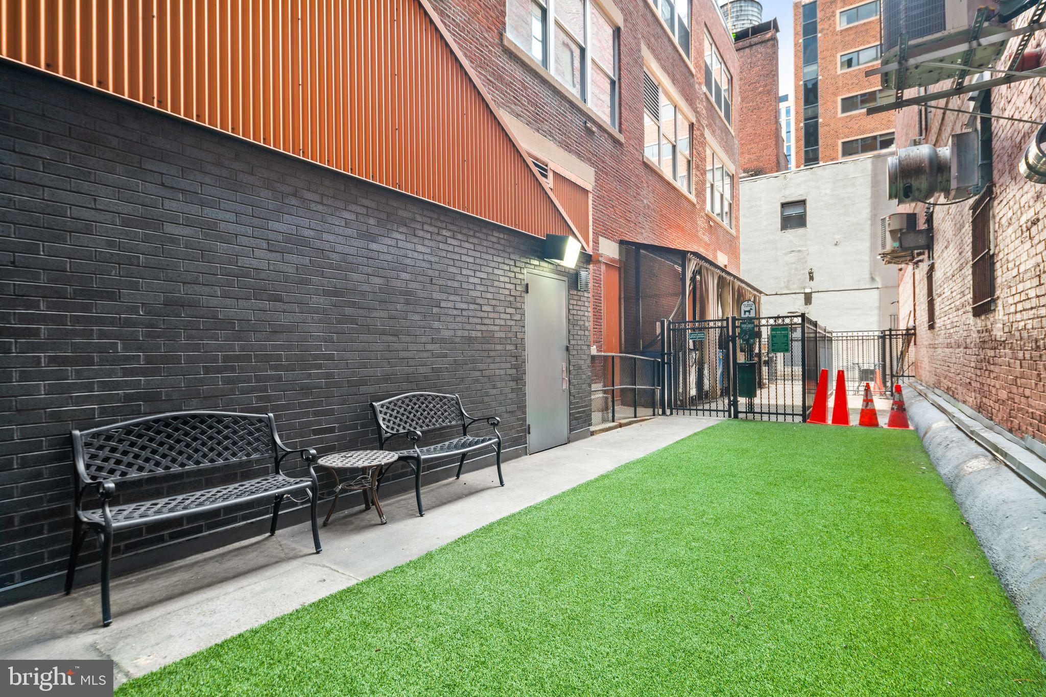 1101 LOCUST STREET 3D