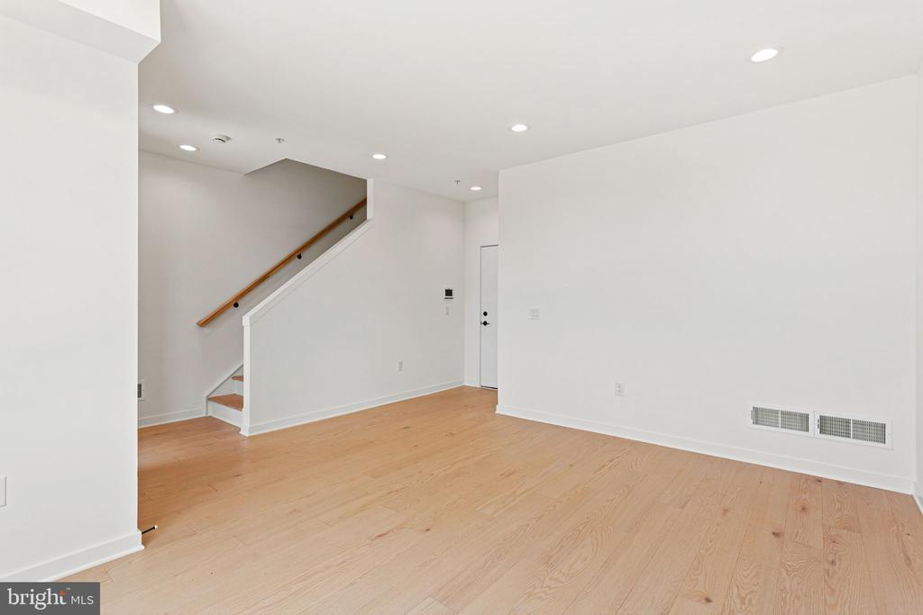 3023 BRIDGEVIEW WALK