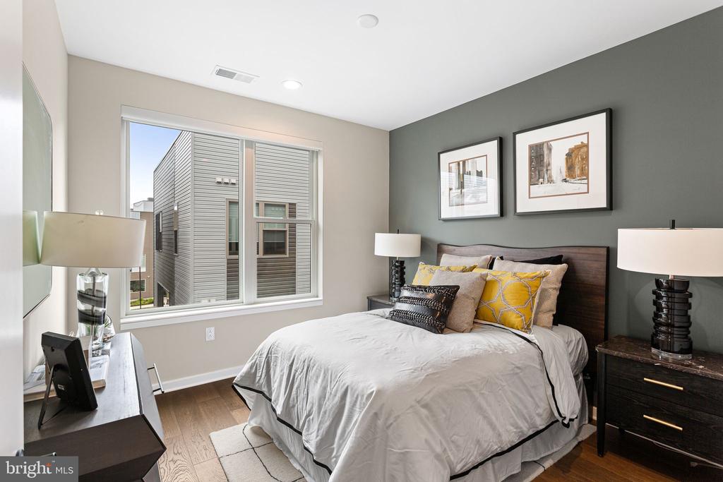 3031 BRIDGEVIEW WALK