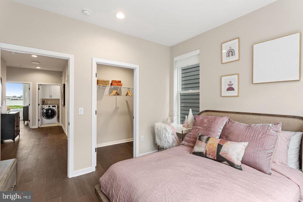 3005 BRIDGEVIEW WALK