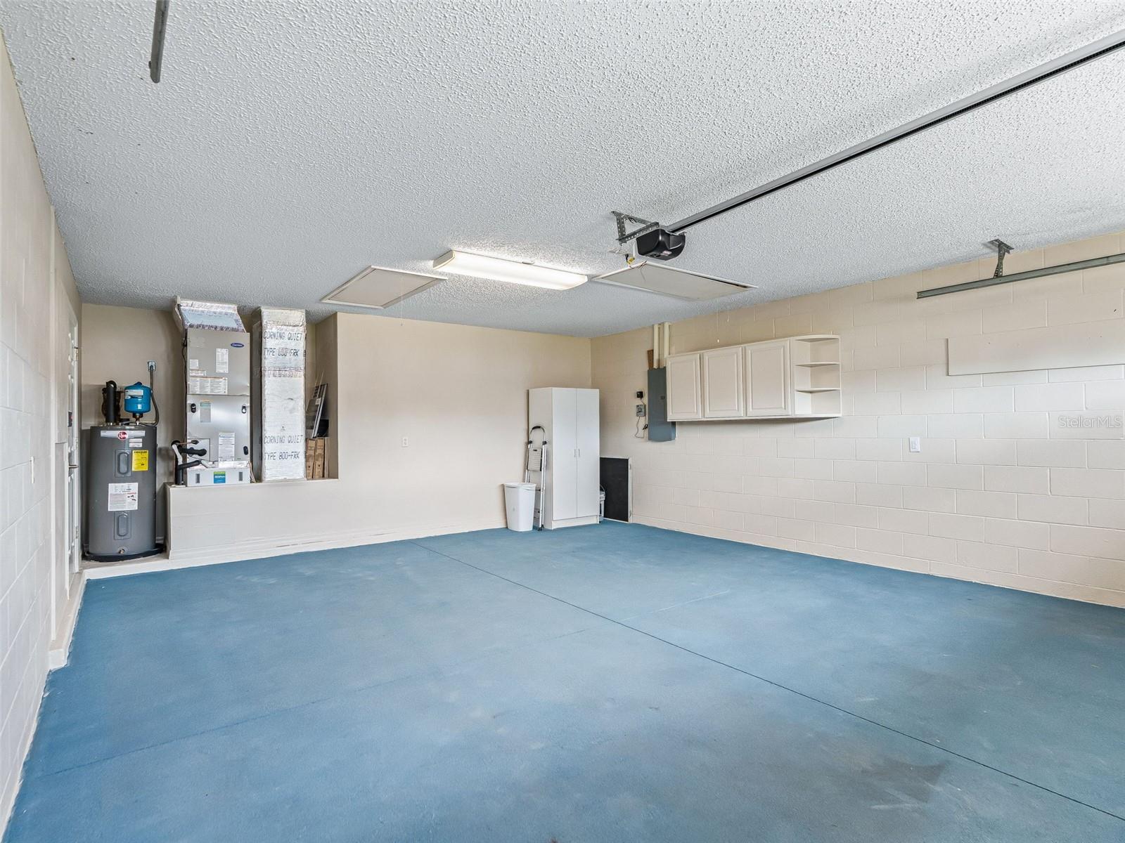 2121 GERARDO AVE