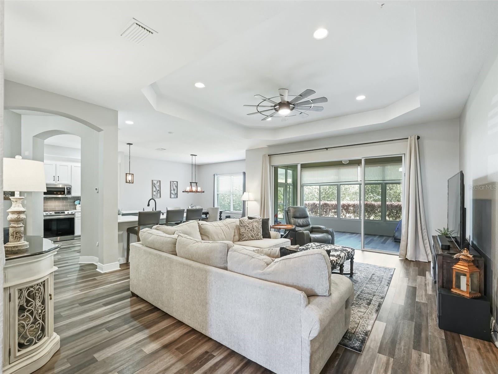5016 NEPTUNE CIR