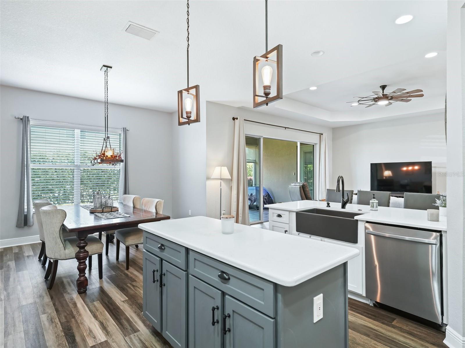 5016 NEPTUNE CIR