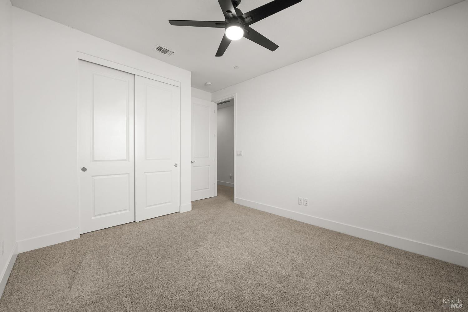 2504 Elan Pl