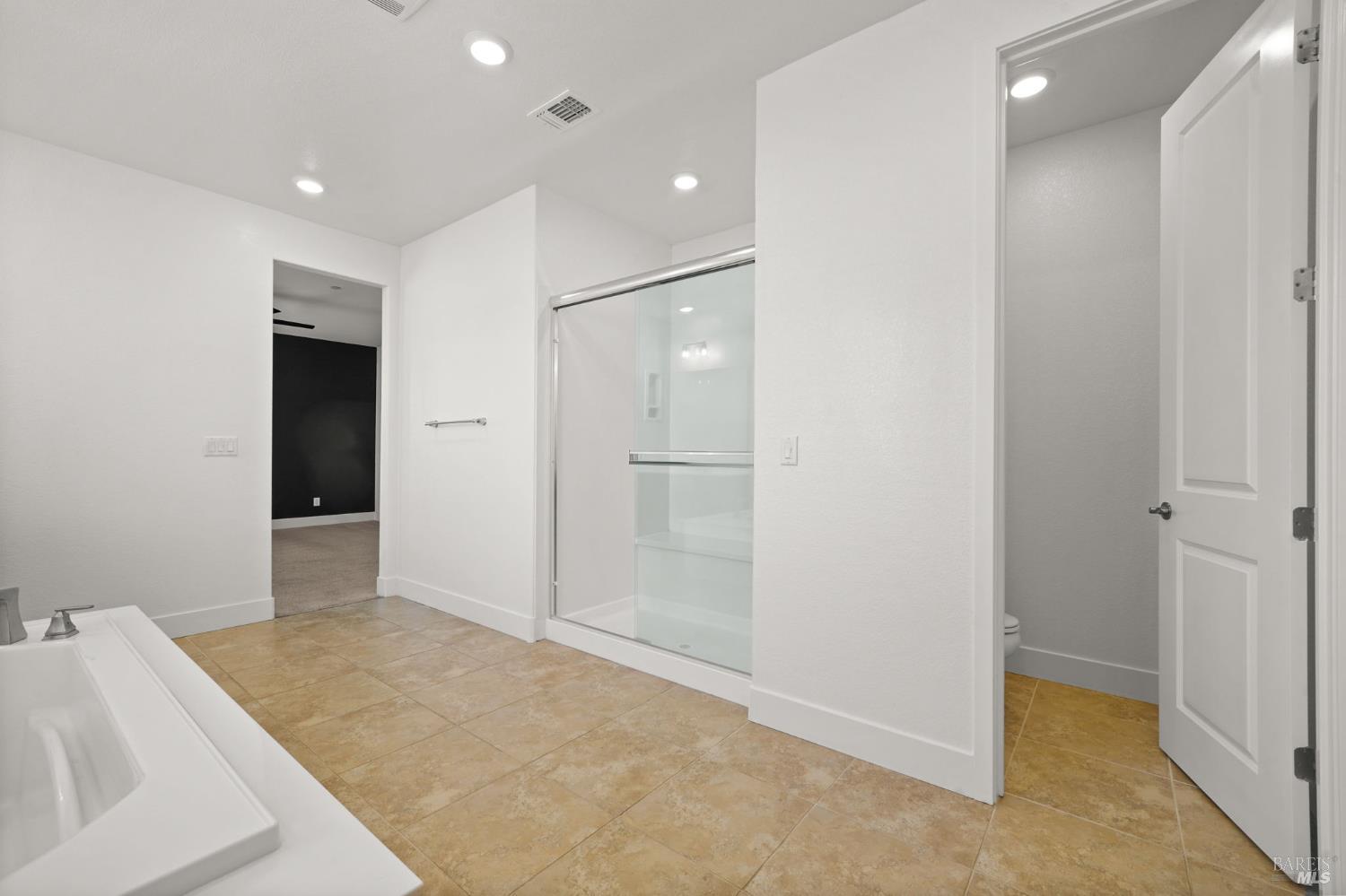 2504 Elan Pl