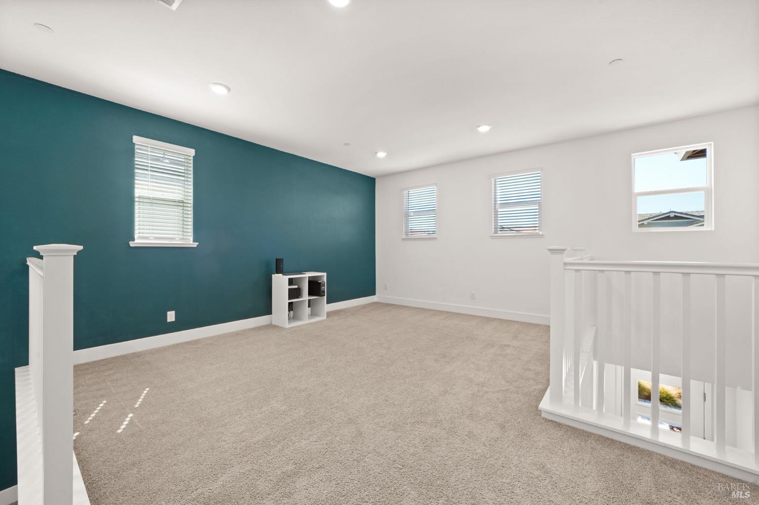 2504 Elan Pl