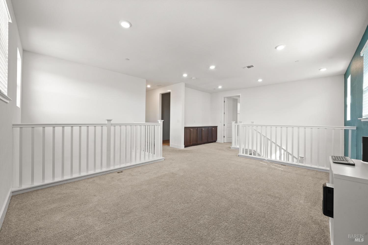 2504 Elan Pl