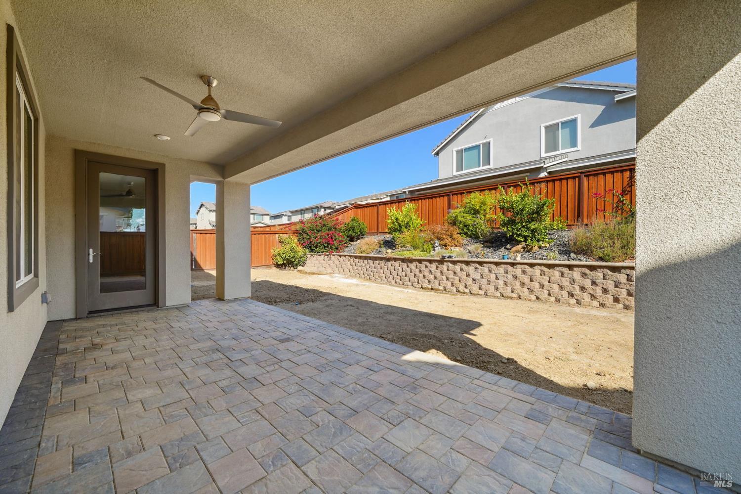 2504 Elan Pl