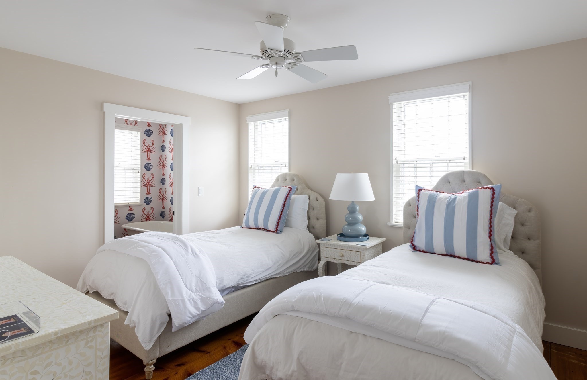 10 Lyon St Unit: _