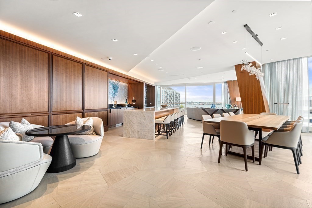 150 Seaport Blvd Unit: 5A
