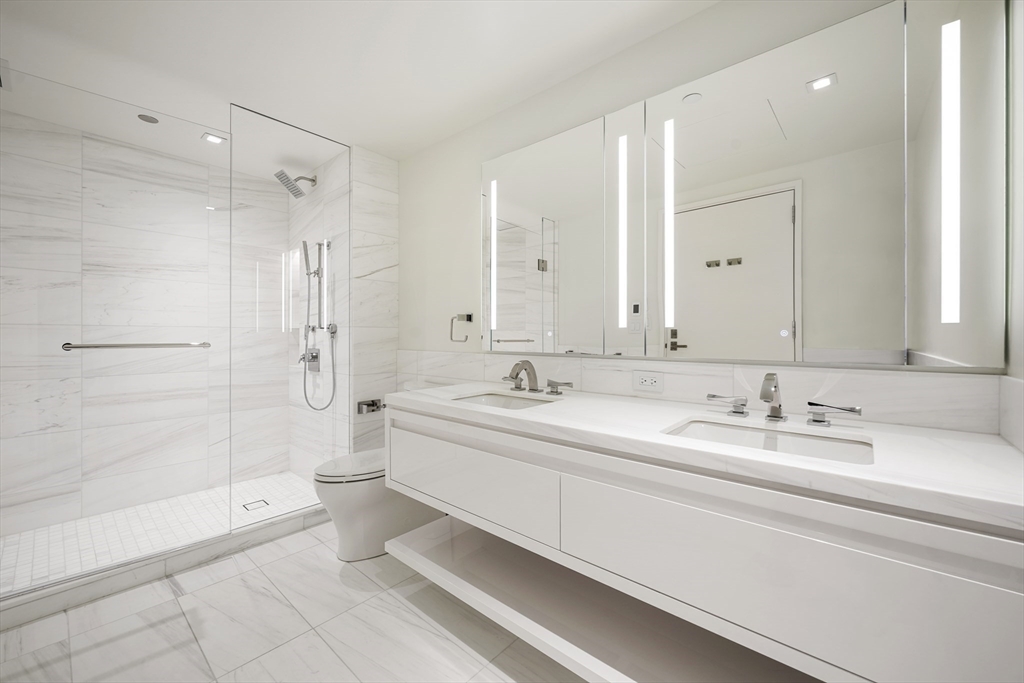 150 Seaport Blvd Unit: 5A