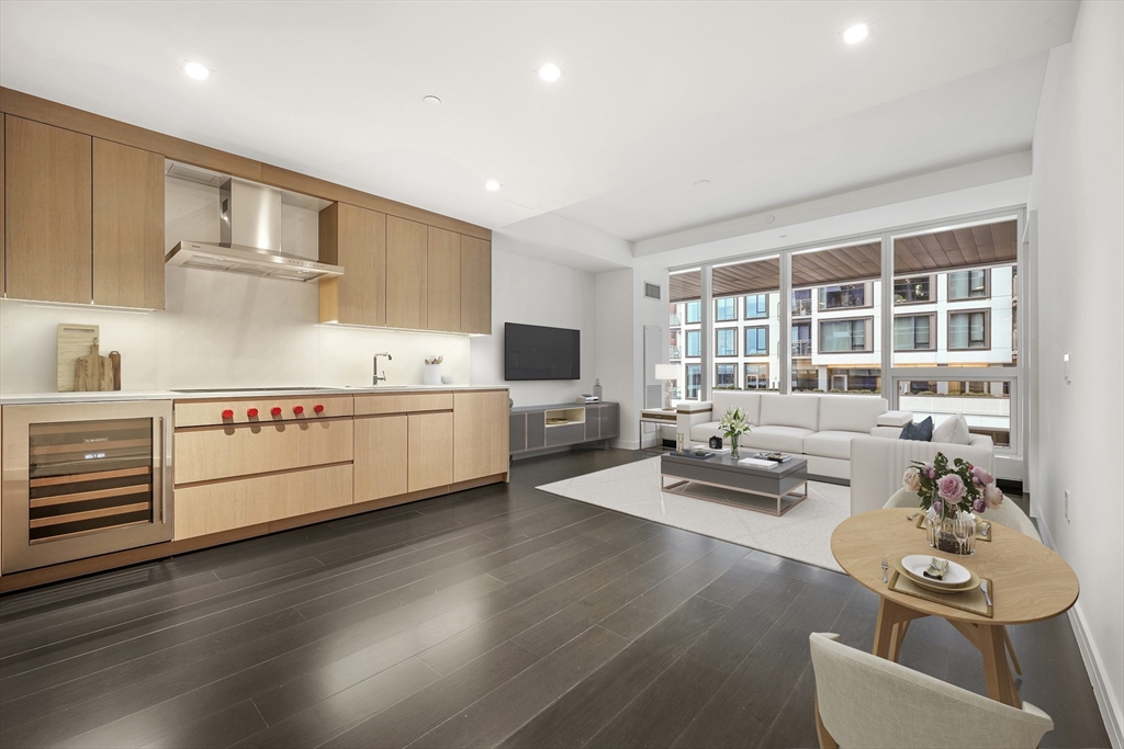 150 Seaport Blvd Unit: 5A