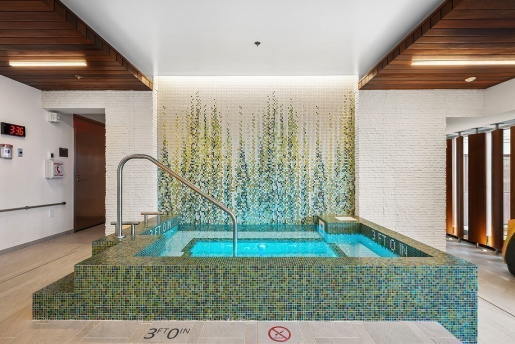 150 Seaport Blvd Unit: 5A