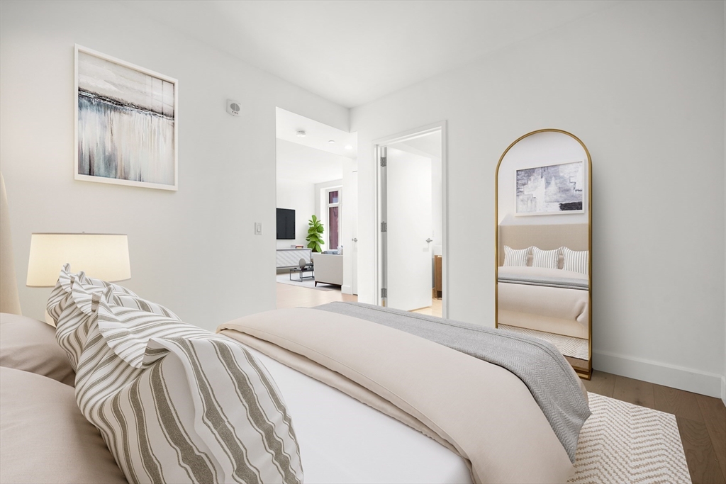 100 Lovejoy Wharf # 7L