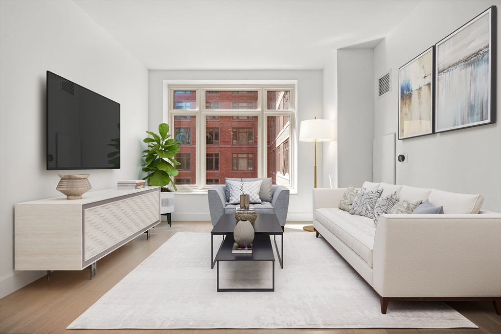 100 Lovejoy Wharf # 7L