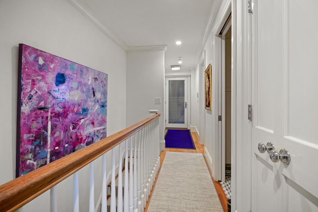 55 Dwight St # 1