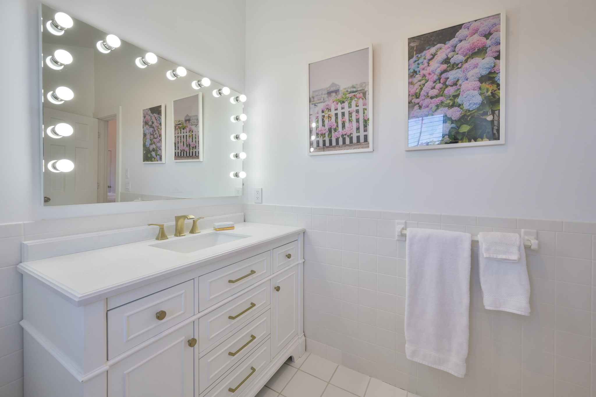 63 Monomoy Rd Unit: _