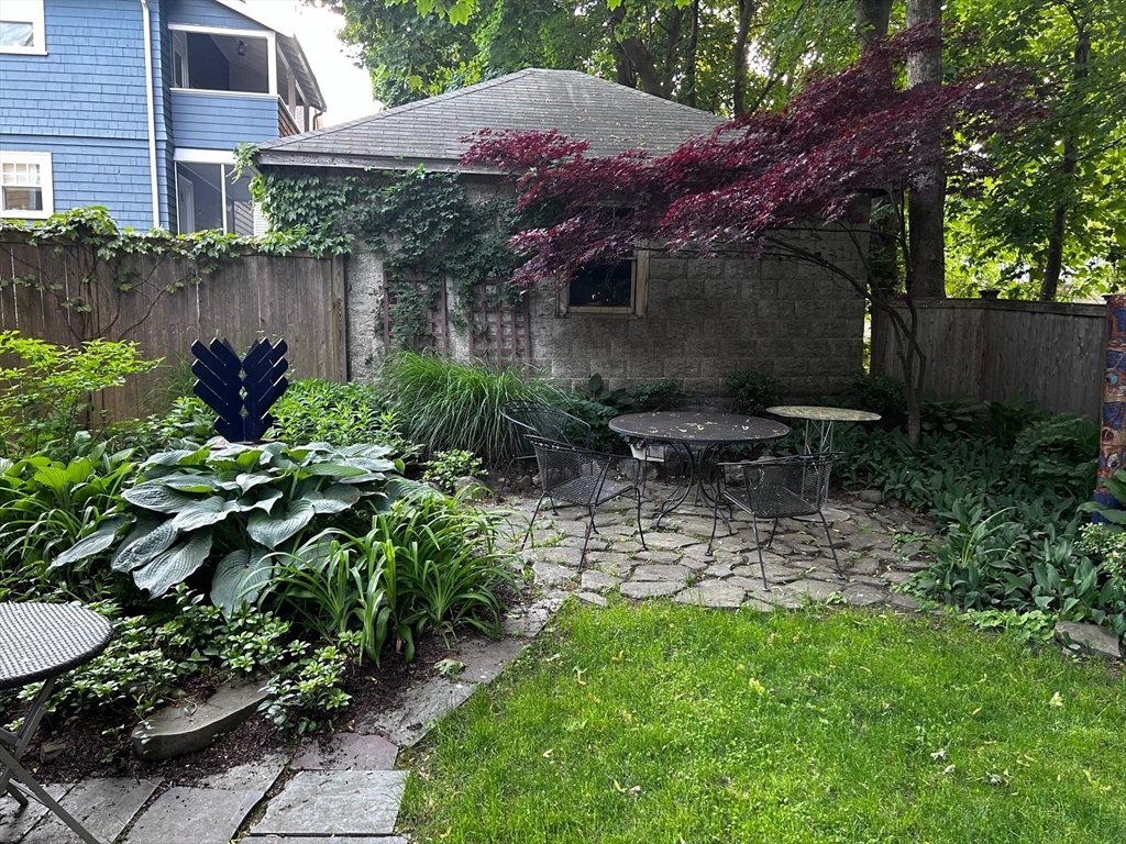 11 Flint Rd # 1