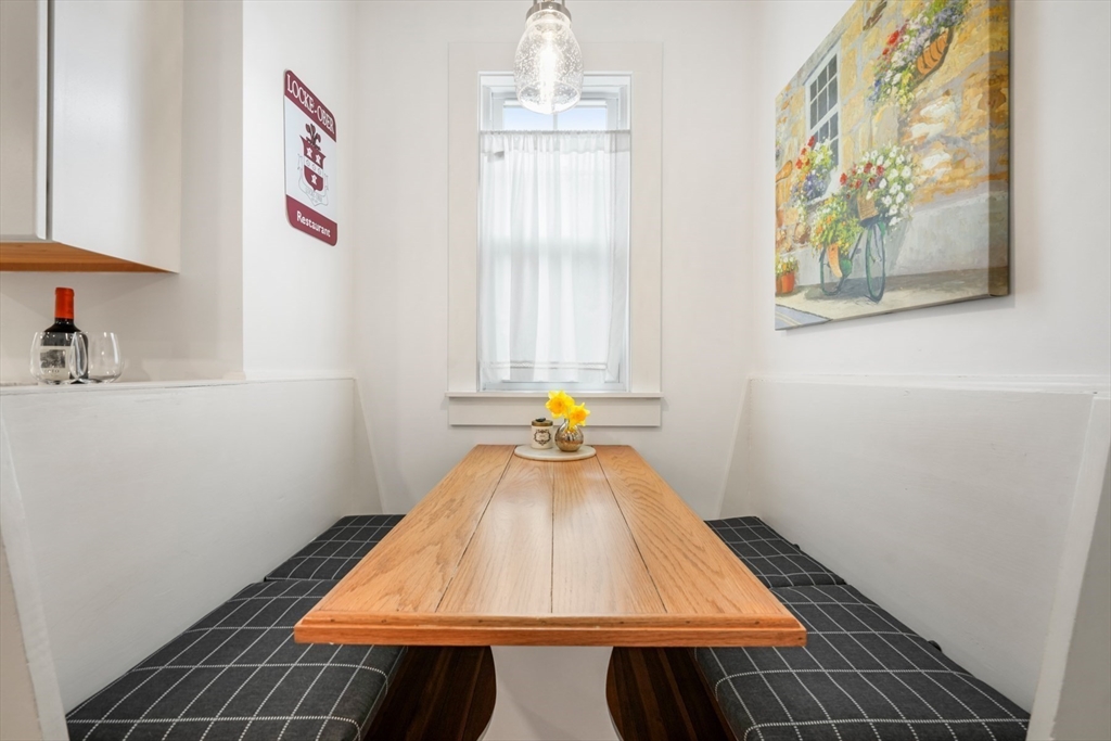 11 Flint Rd # 1