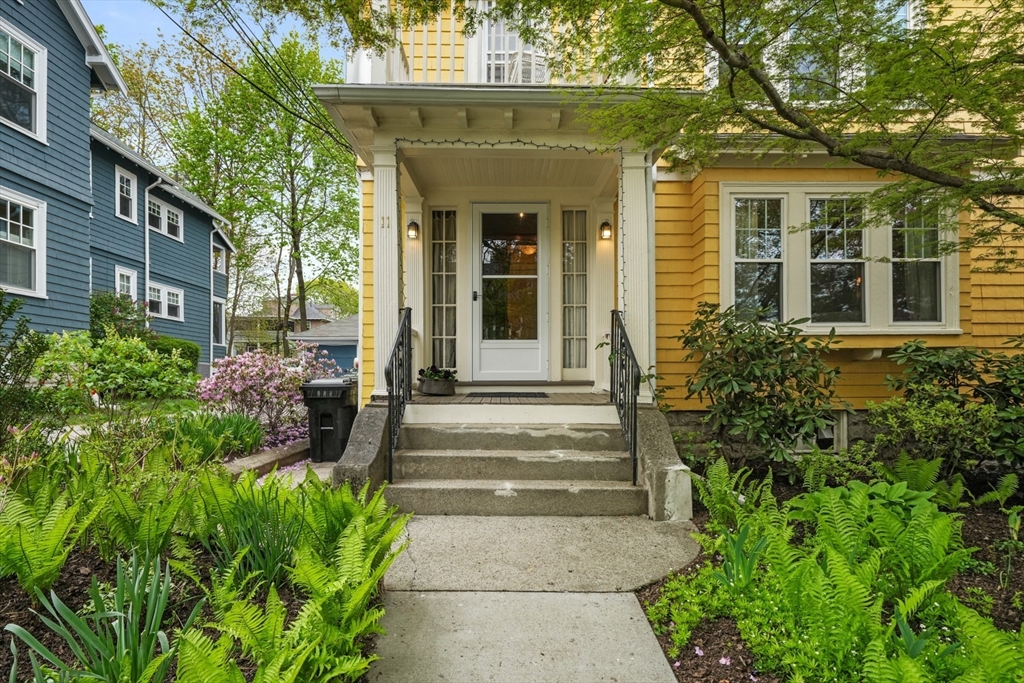 11 Flint Rd # 1
