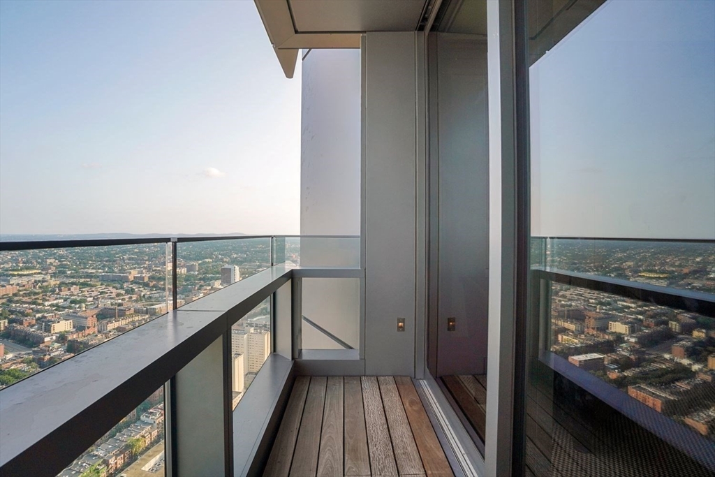 1 Dalton St # 2904