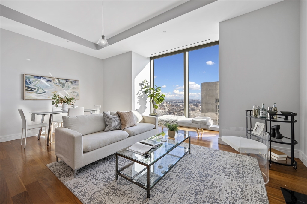 1 Dalton St # 2904
