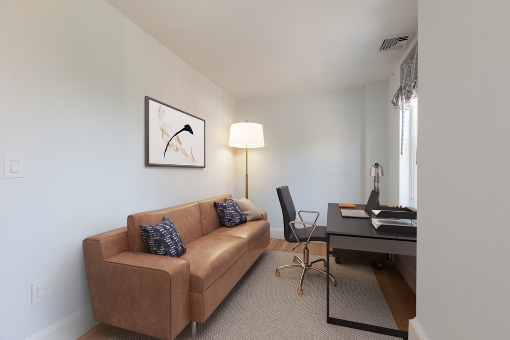 98 Chandler St # 3