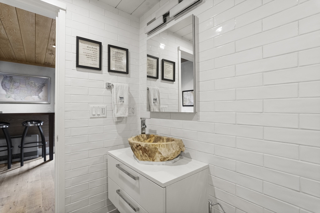 41 Old South Rd # 5E