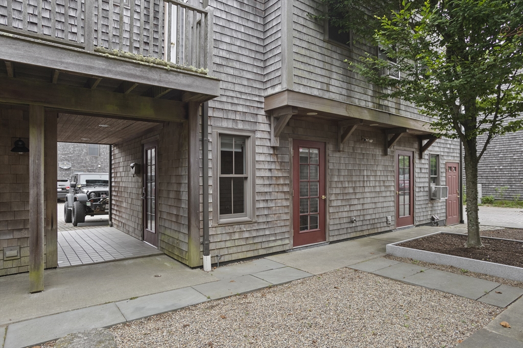 41 Old South Rd # 5E