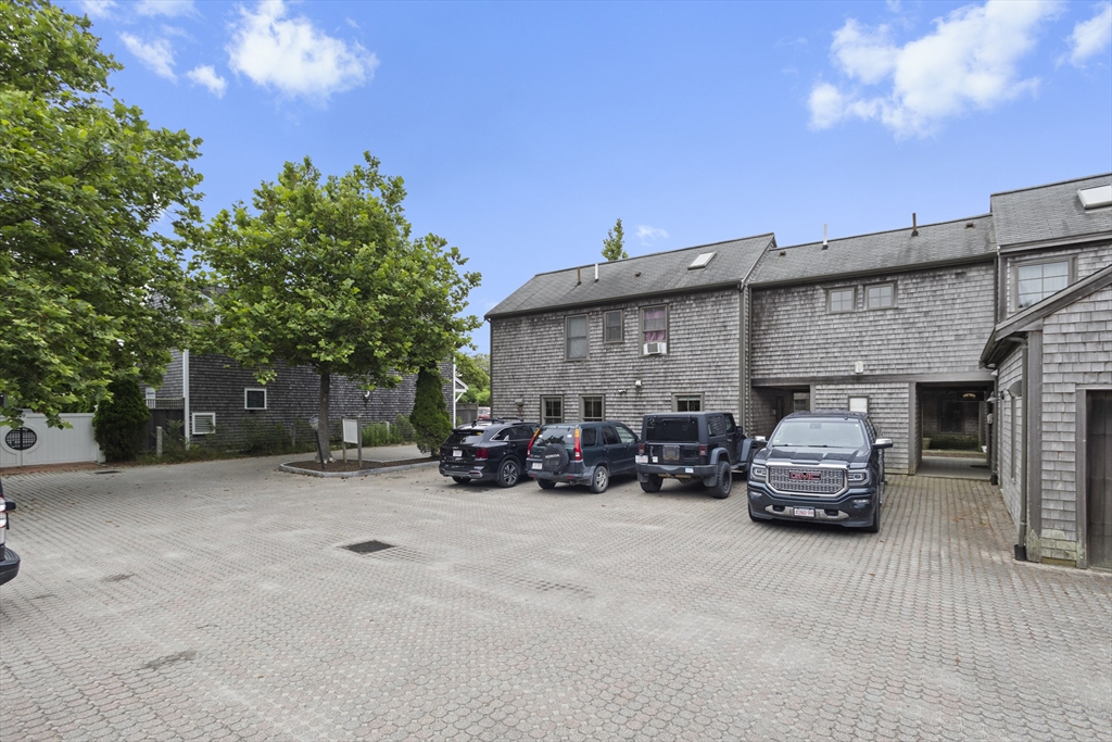 41 Old South Rd # 5E
