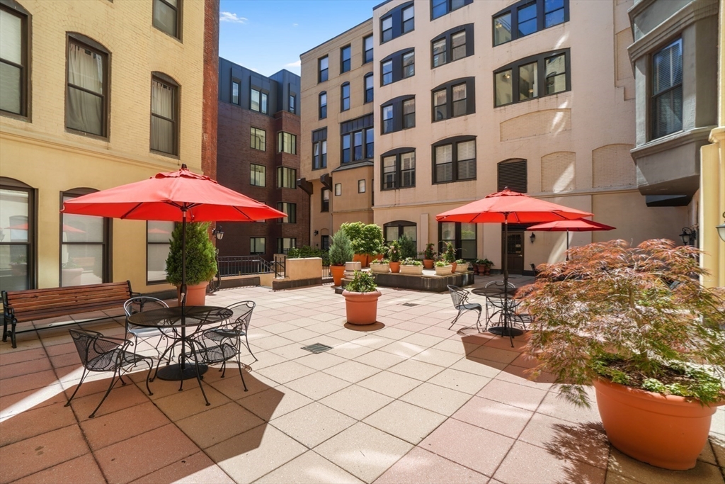 10 Charlesgate E # 1