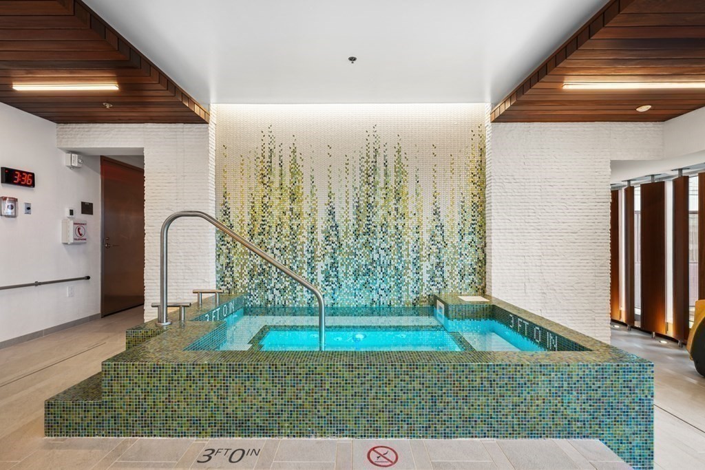 150 Seaport Blvd # 10F