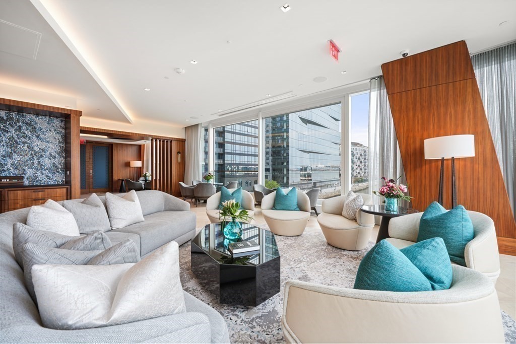 150 Seaport Blvd # 10F