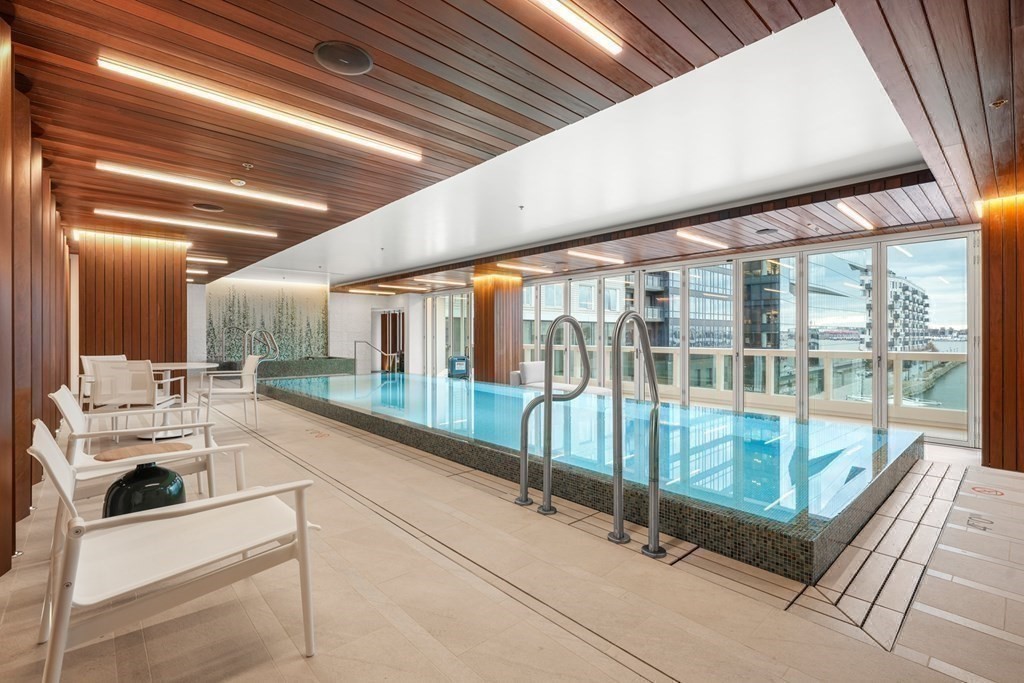 150 Seaport Blvd # 10F