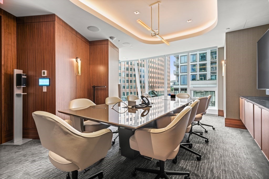 150 Seaport Blvd # 10F