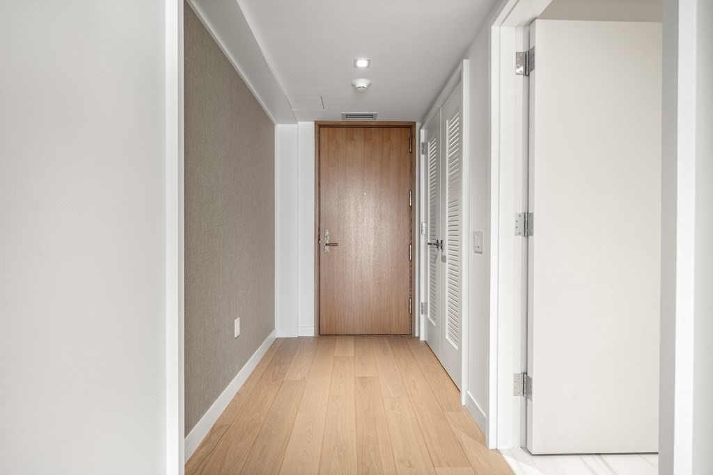 150 Seaport Blvd # 10F