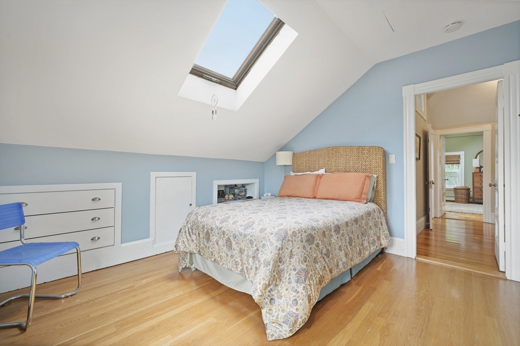 62 Atherton Rd # 2