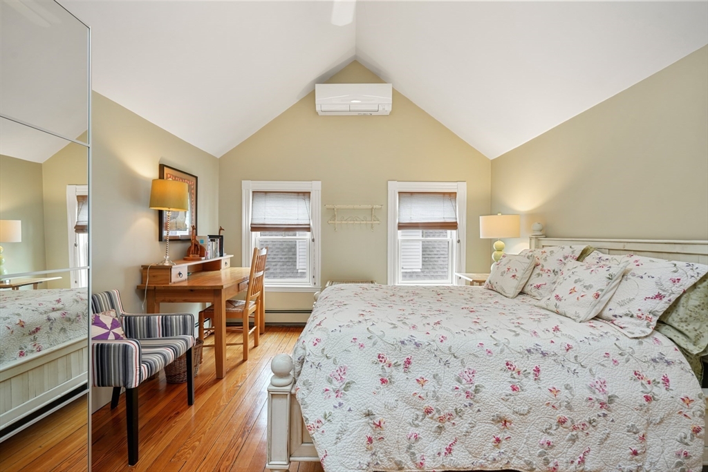 62 Atherton Rd # 2