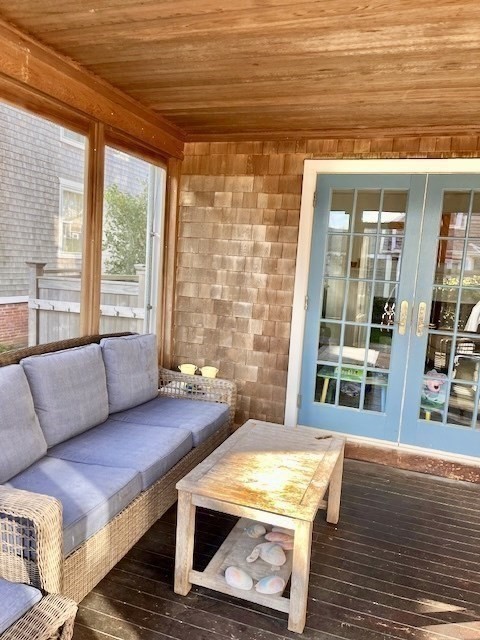 76 Orange St