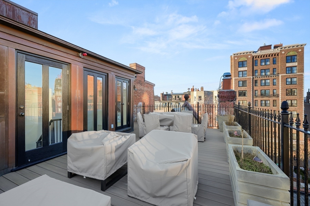 301 Beacon St