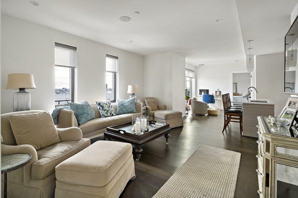 14 West Broadway # 803
