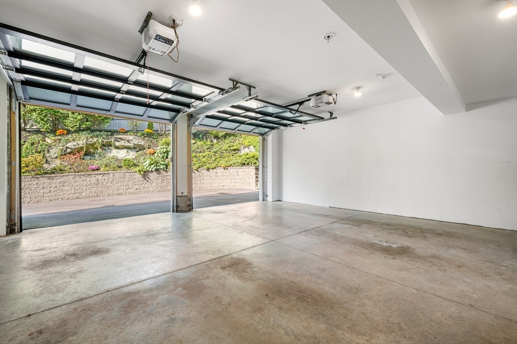 1201 Commonwealth Ave