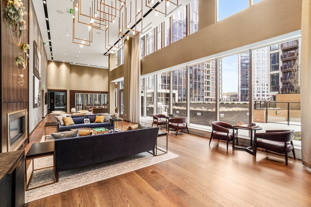 135 Seaport Blvd # 536