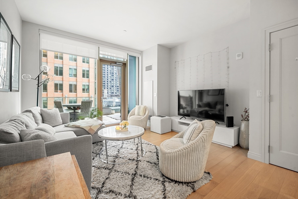 135 Seaport Blvd # 536