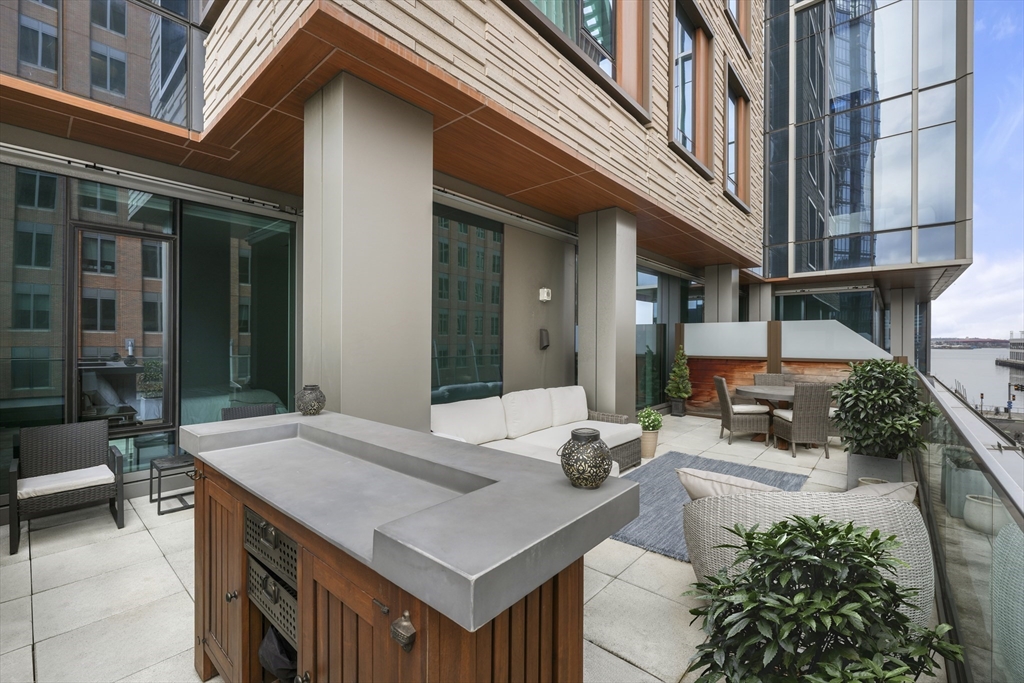135 Seaport Blvd # 536