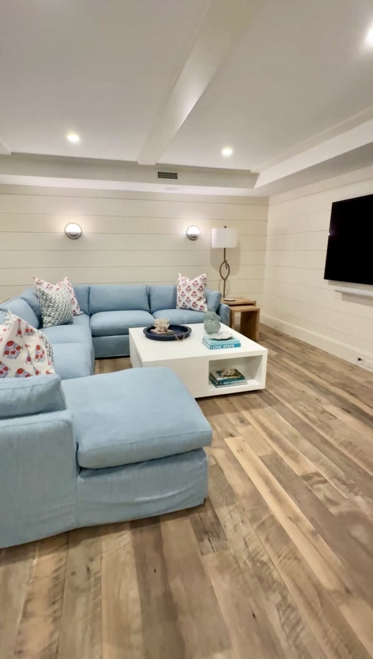 106 A Surfside Rd Unit: EAST