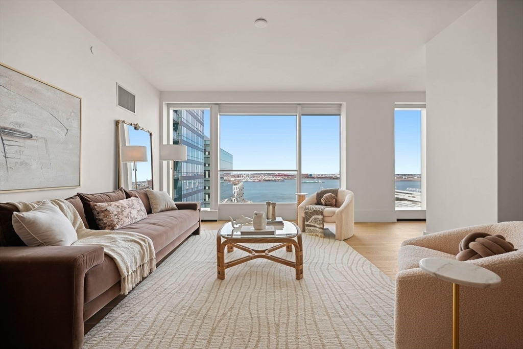 150 Seaport Boulevard Unit: 15CD